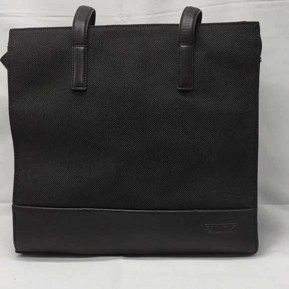 Tumi nylon 12x12 shoulder bag - Picture 1 of 15